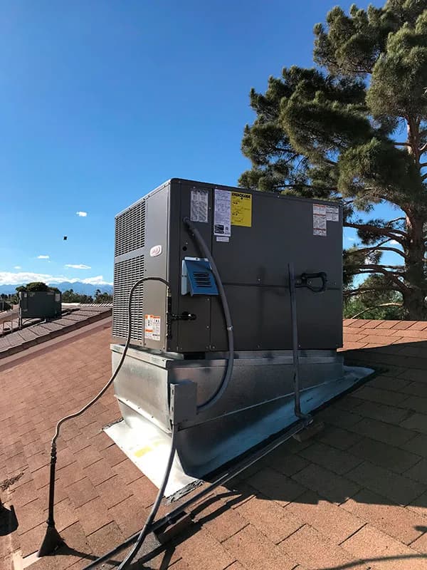 Lennox XC25 Review: Is the 26 SEER2 Variable-Speed Worth It in Las Vegas? - HVAC article from The Cooling Company
