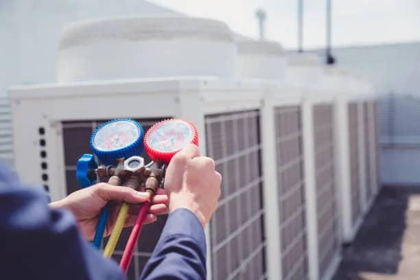 AC Refrigerant Guide 2025: Types, Costs & Replacements