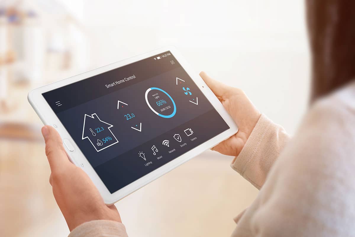 Smart thermostat providing remote climate control - advanced thermostat technologies